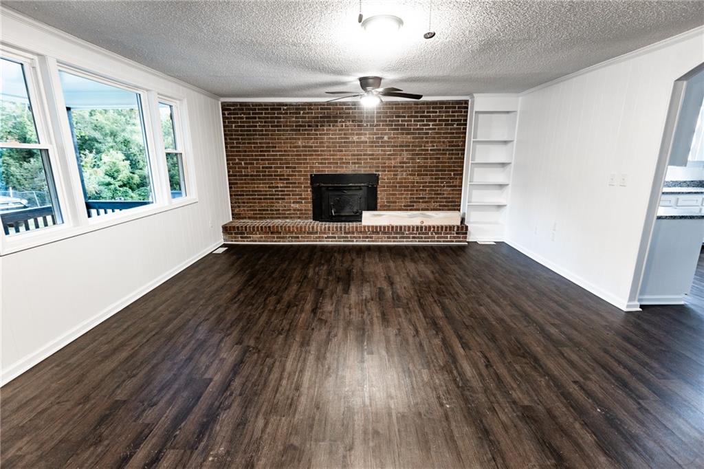 405 Hammett St Property Photo 11