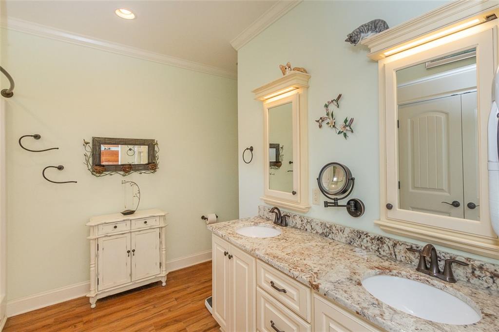 204 Frances Cannon Dr Property Photo 35