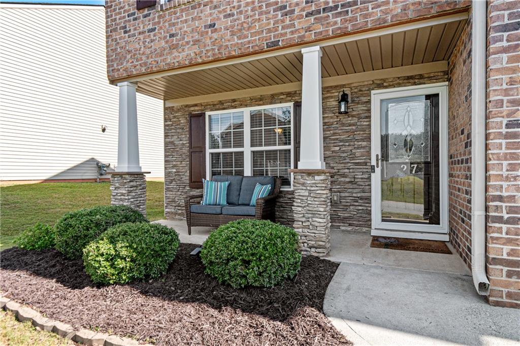 27 Ravencrest Dr Property Photo 4