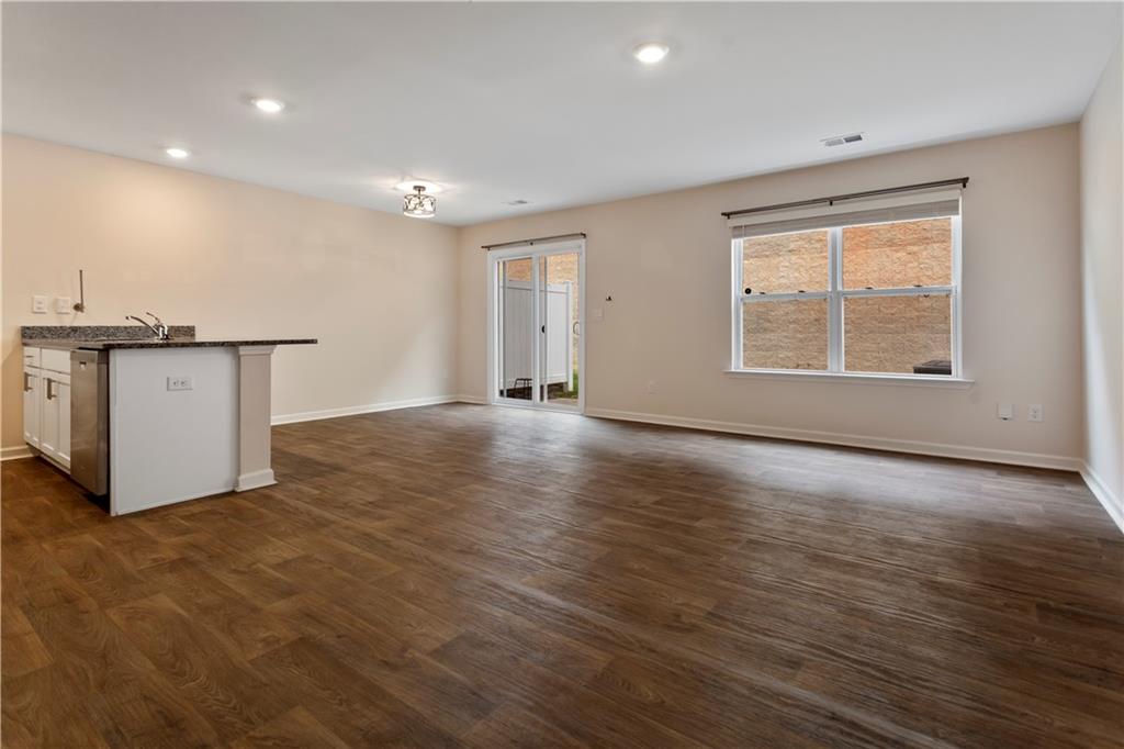 305 Oakmont Valley Trl Property Photo 8