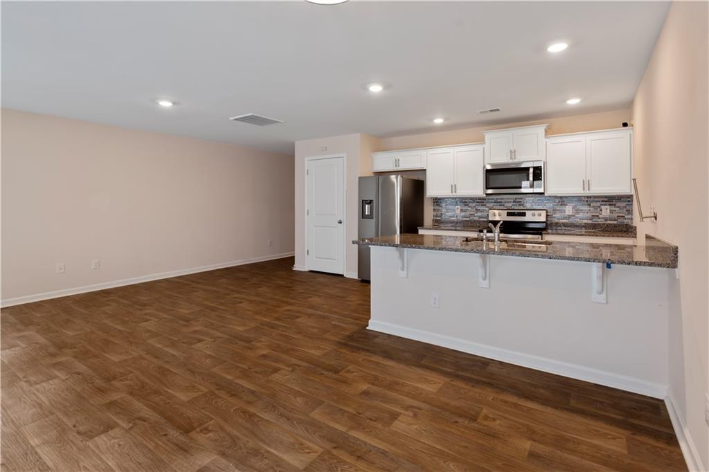 305 Oakmont Valley Trl Property Photo 11