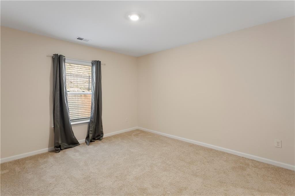 305 Oakmont Valley Trl Property Photo 17