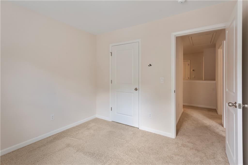305 Oakmont Valley Trl Property Photo 27