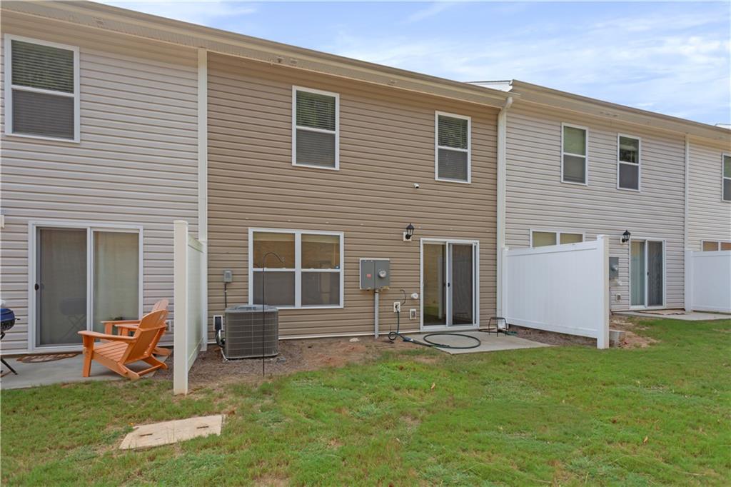 305 Oakmont Valley Trl Property Photo 31