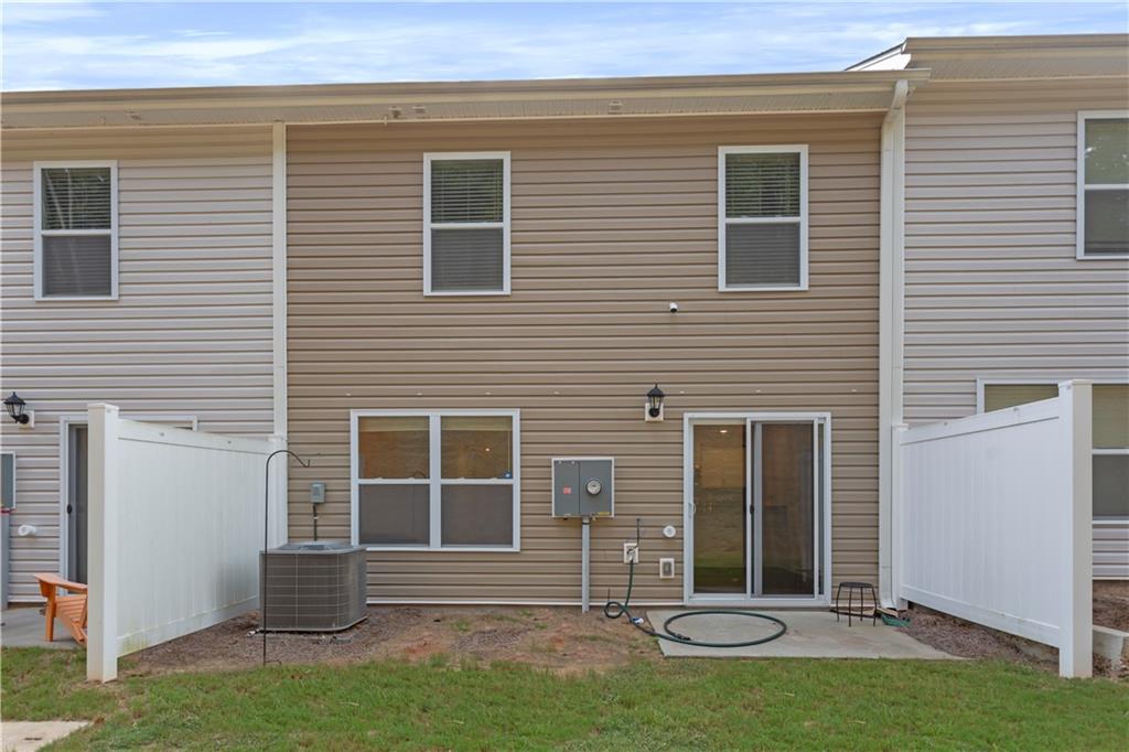 305 Oakmont Valley Trl Property Photo 32