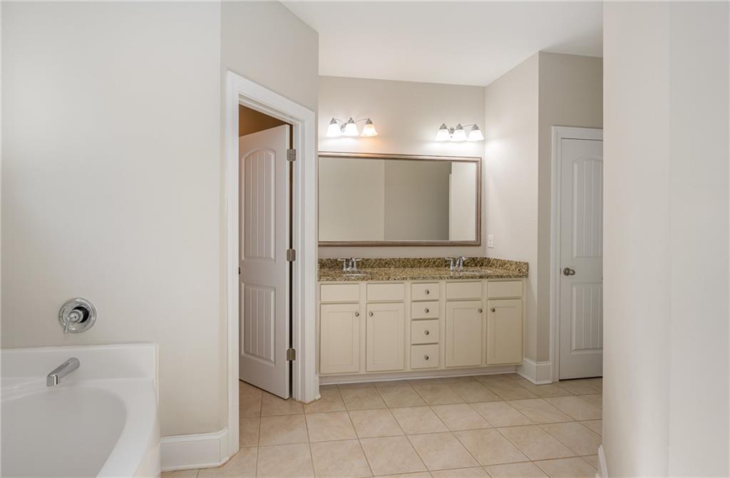 199 Upper Lake Dr Property Photo 22