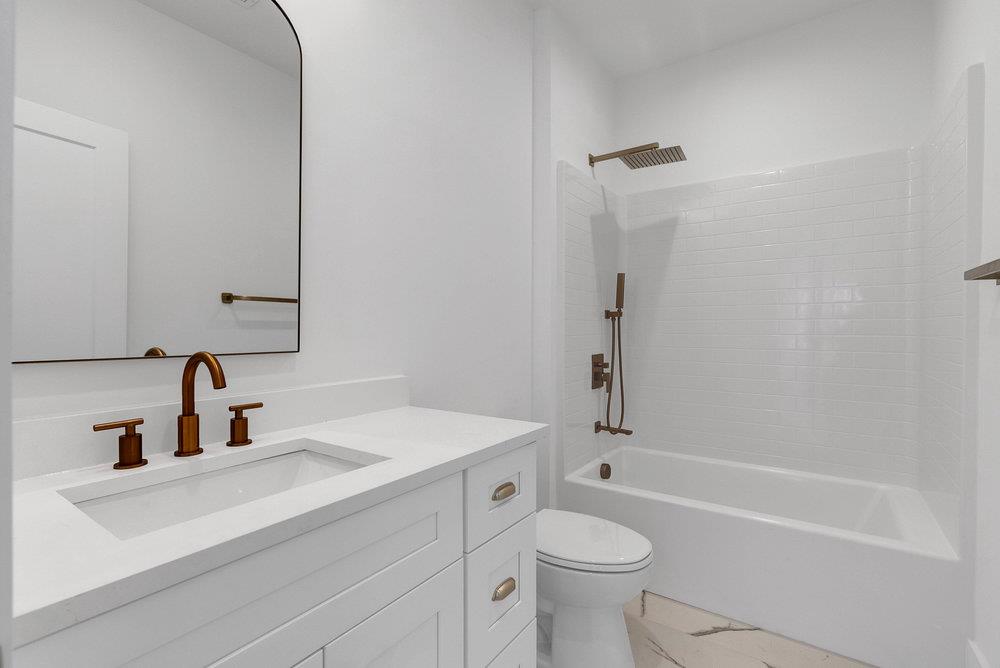23 Clock Tower Ct Property Photo 31