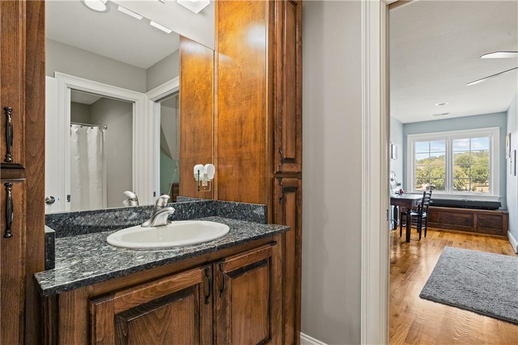 100 Wood Stream Way Property Photo 32