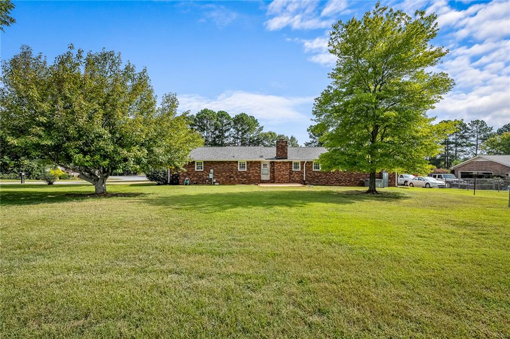 607 Centerville Rd Property Photo 26
