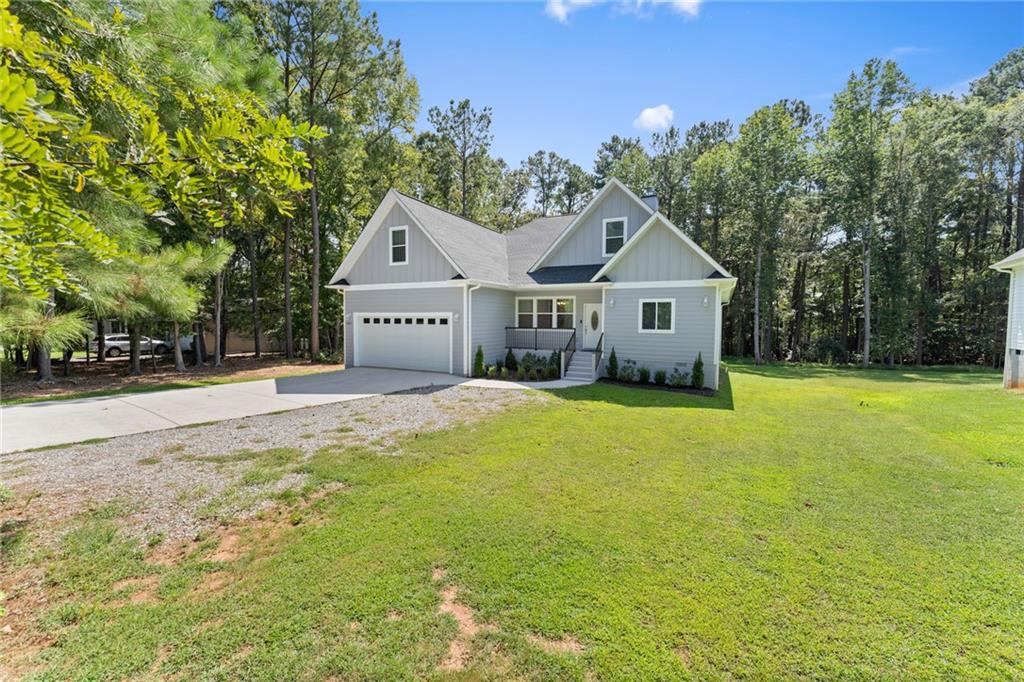 1061 Fisher Rd Property Photo 4