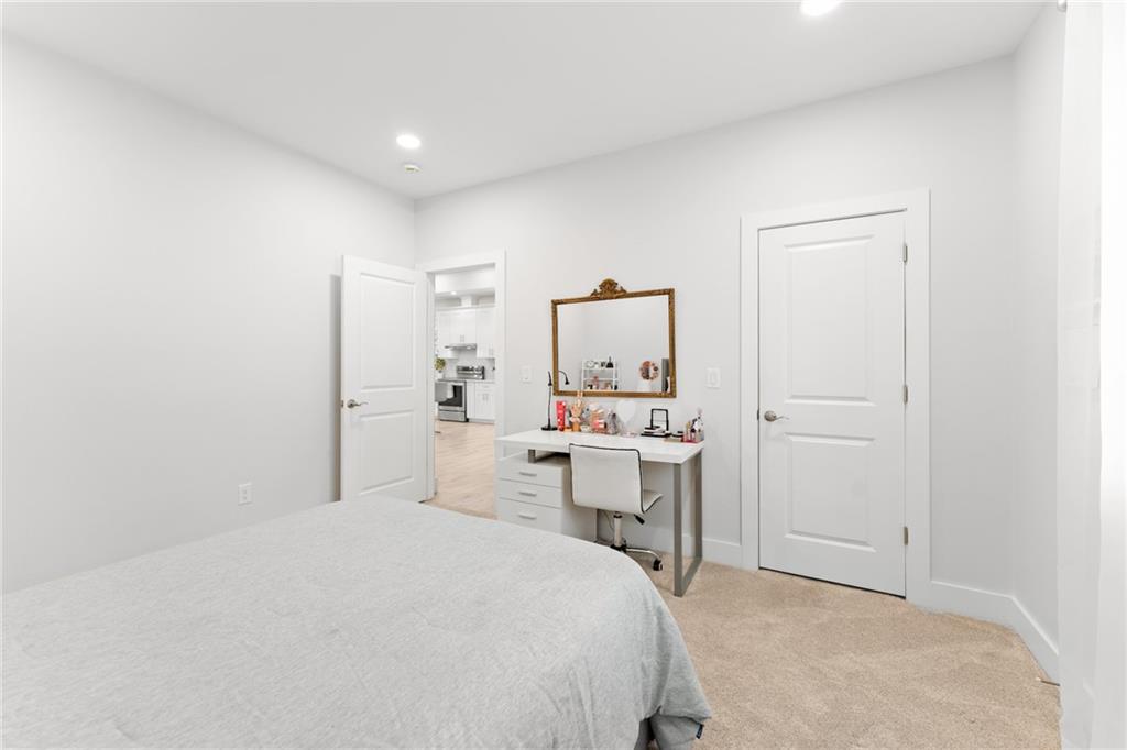 1061 Fisher Rd Property Photo 21