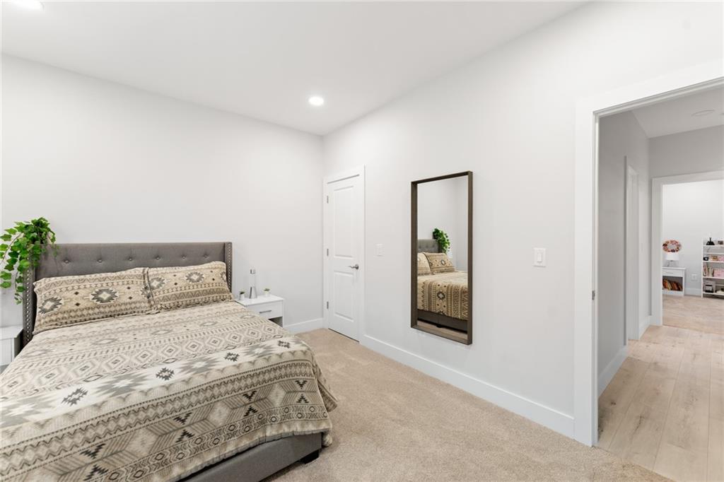 1061 Fisher Rd Property Photo 25