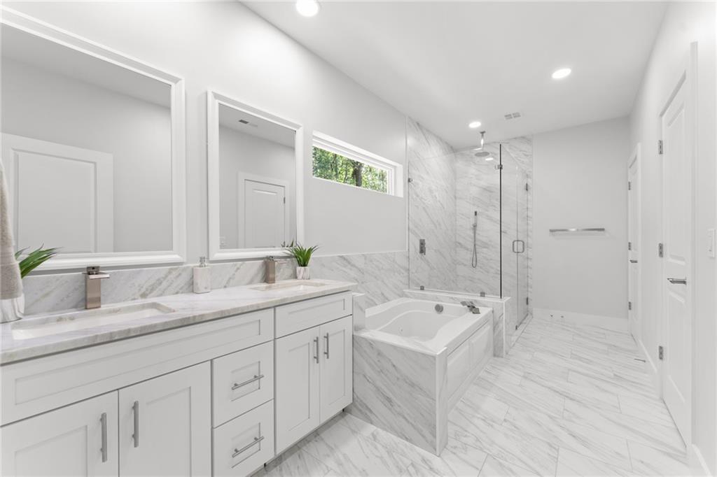 1061 Fisher Rd Property Photo 29