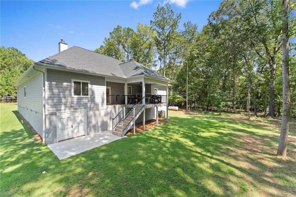 1061 Fisher Rd Property Photo 40