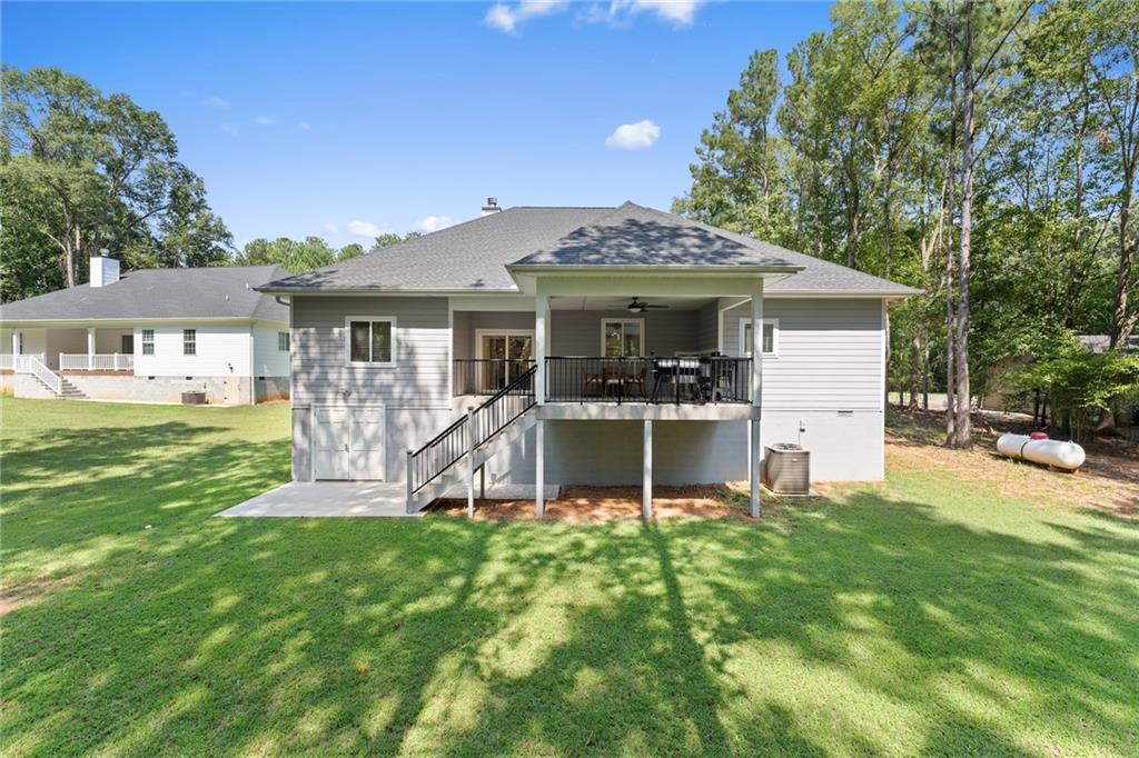 1061 Fisher Rd Property Photo 42