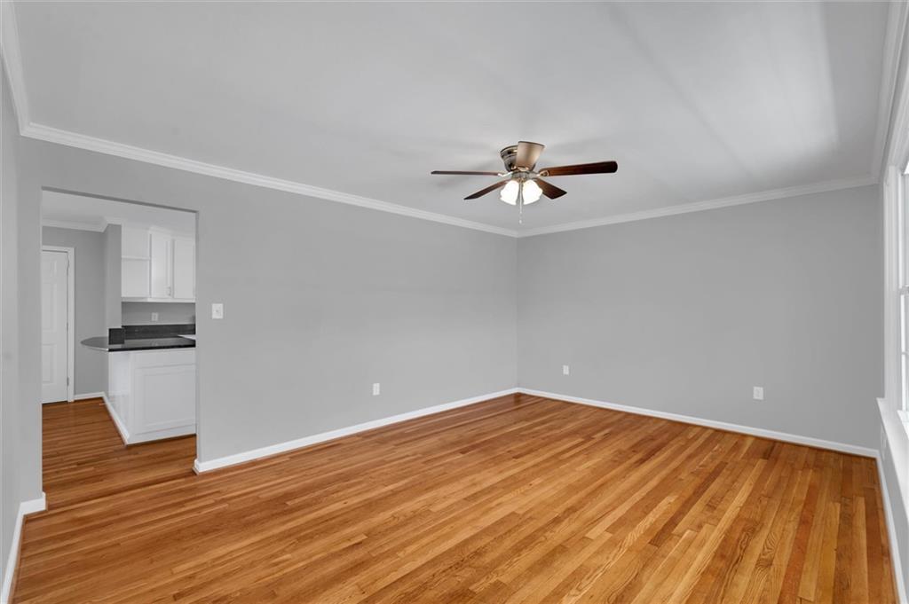 307 Lavonne Ave Property Photo 6