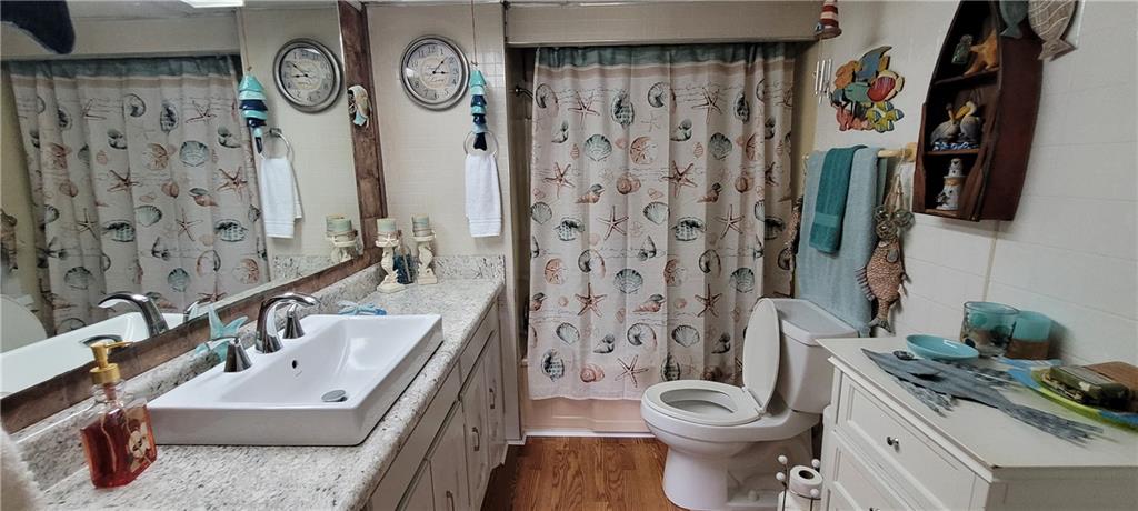 654 Hill Dr Property Photo 9