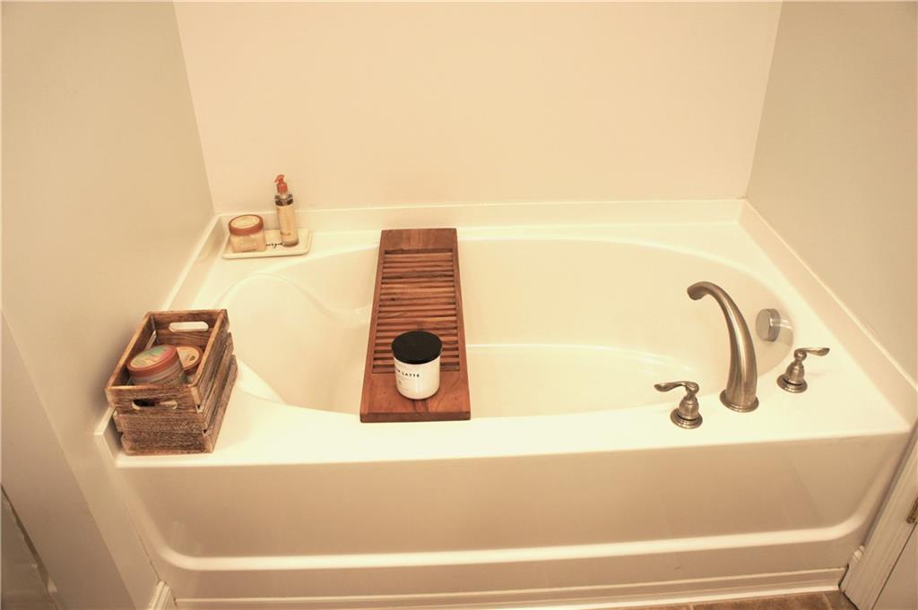 135 Hurst Ave Property Photo 12