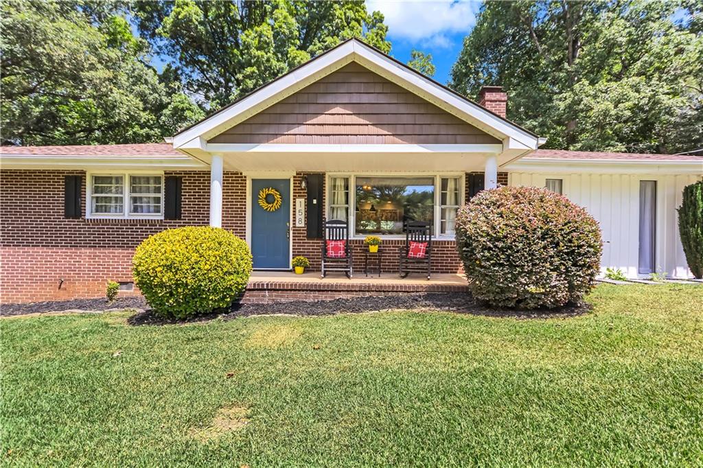 158 Oak Hill Dr Property Photo 1