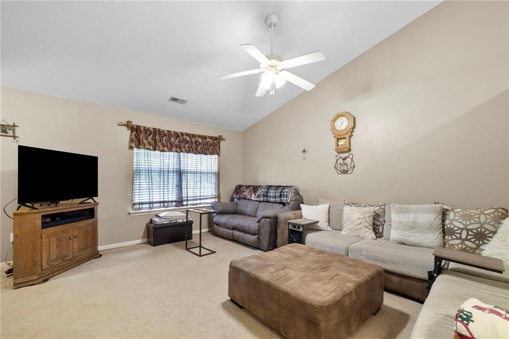 117 Beverly Dr Property Photo 8