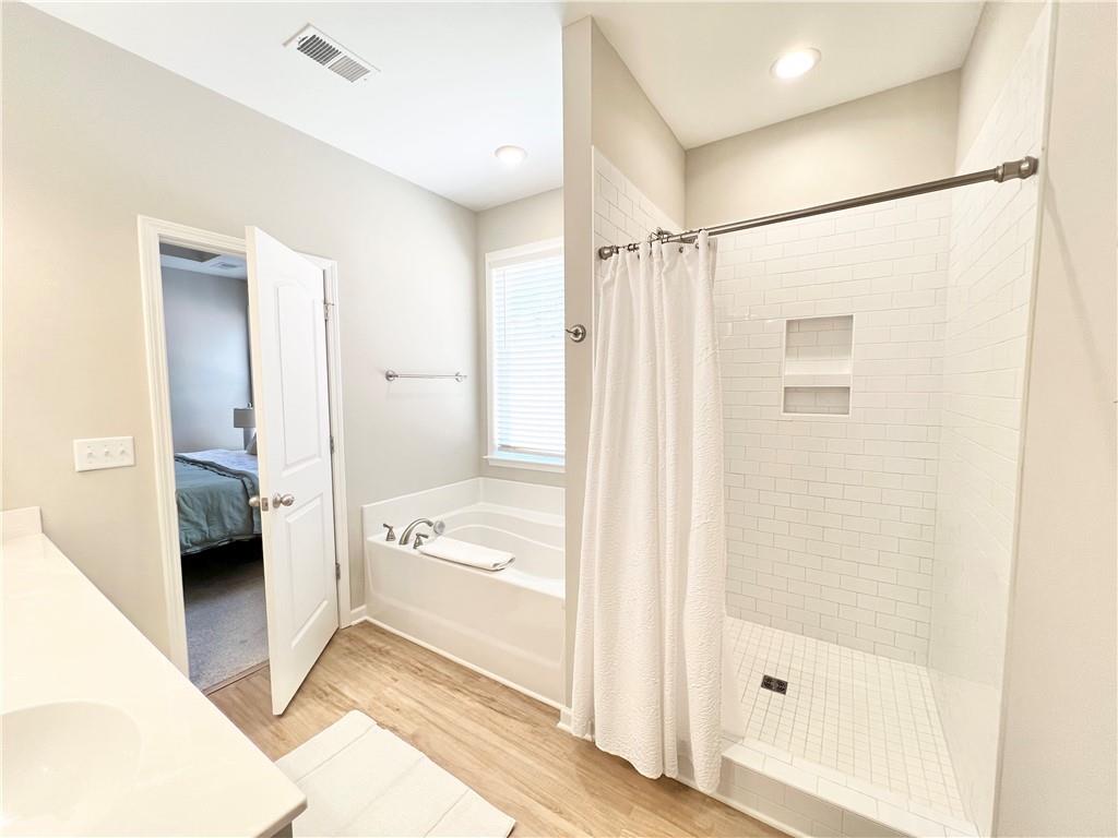 105 Quiet Way Property Photo 15