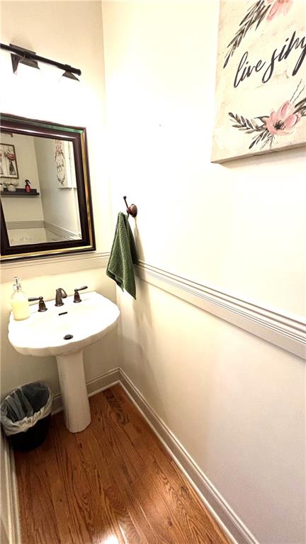 300 Summer Walk Ct Property Photo 20