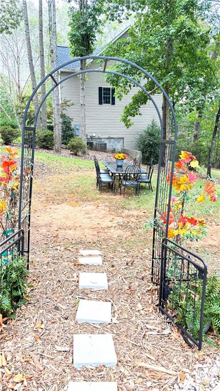 300 Summer Walk Ct Property Photo 44