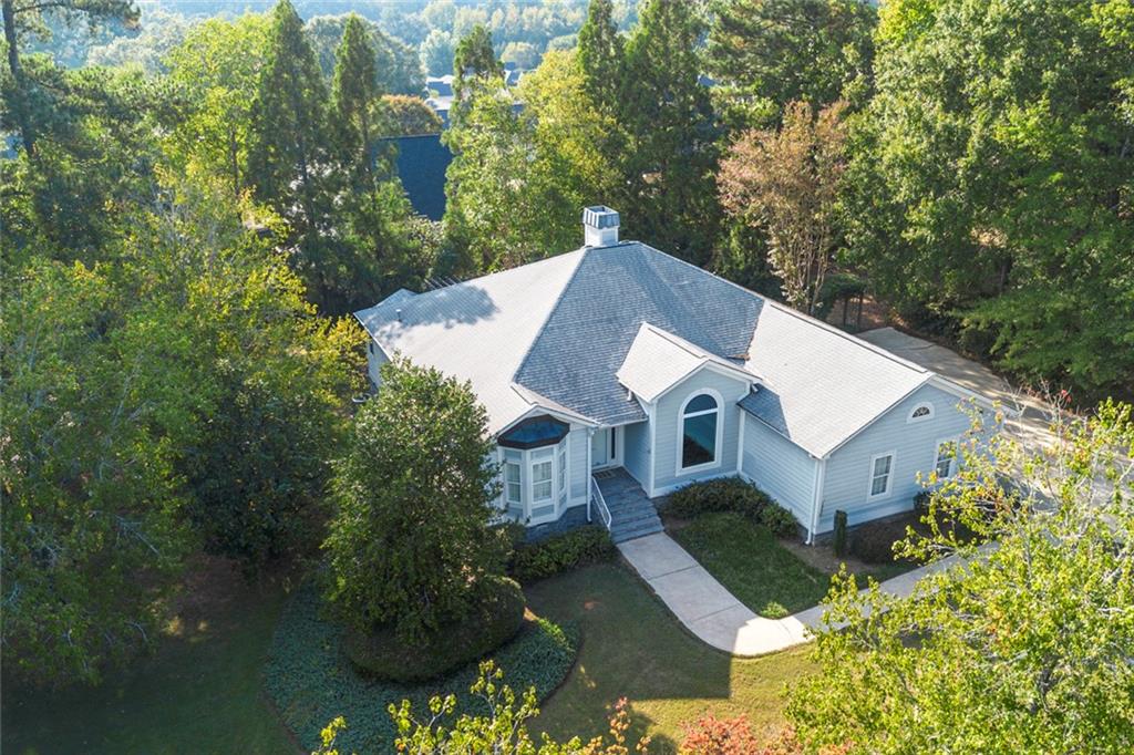 508 Holly Creek Dr Property Photo 4