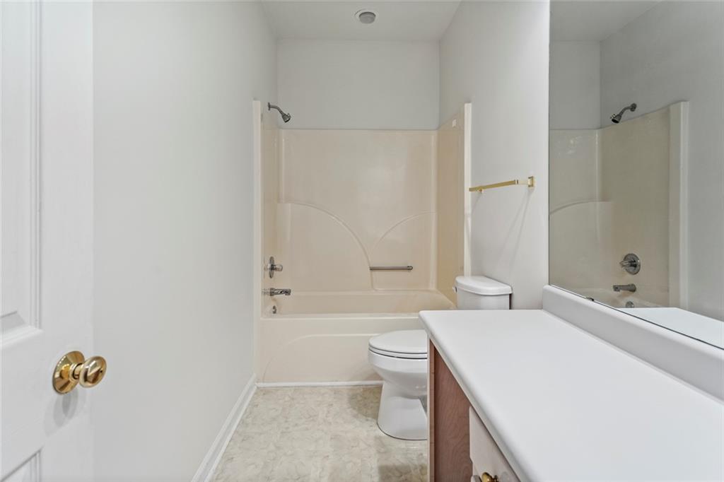 508 Holly Creek Dr Property Photo 25