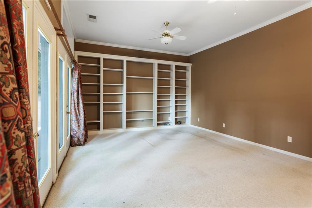 508 Holly Creek Dr Property Photo 29
