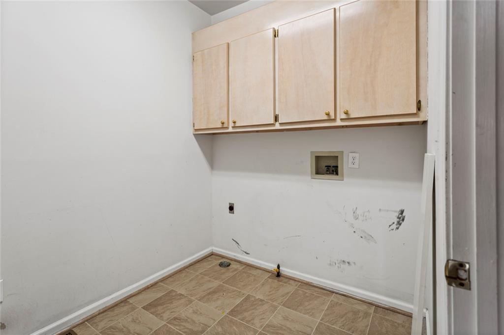 508 Holly Creek Dr Property Photo 33