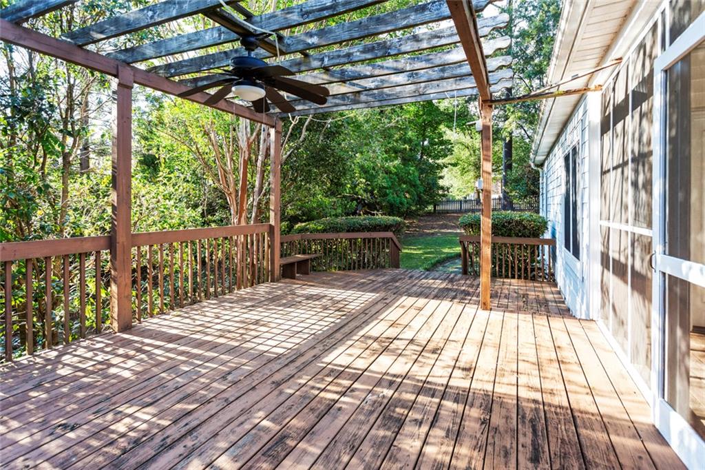 508 Holly Creek Dr Property Photo 36
