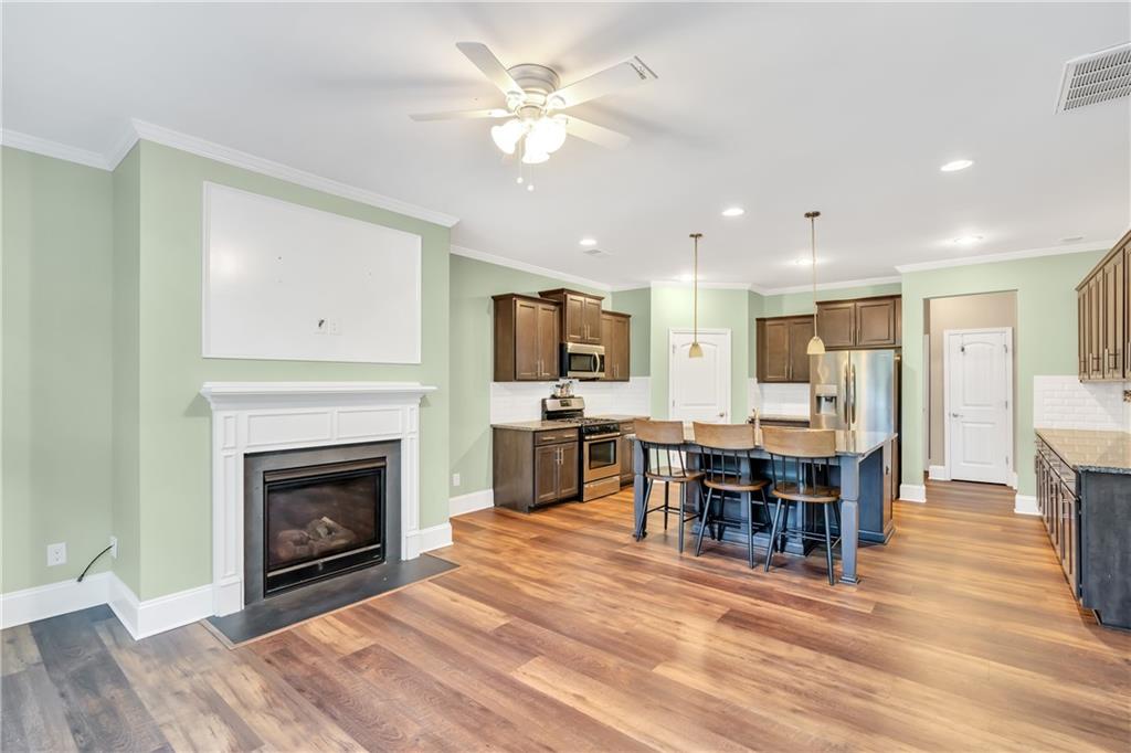145 Burberry Dr Property Photo 10