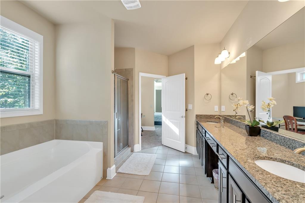 145 Burberry Dr Property Photo 17