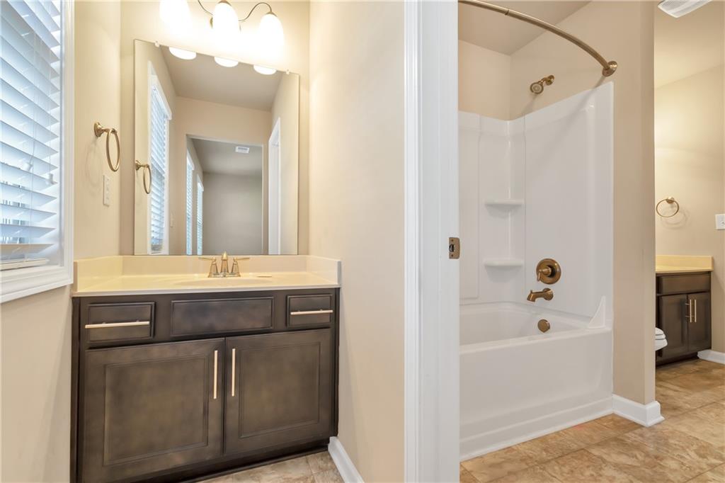 145 Burberry Dr Property Photo 27