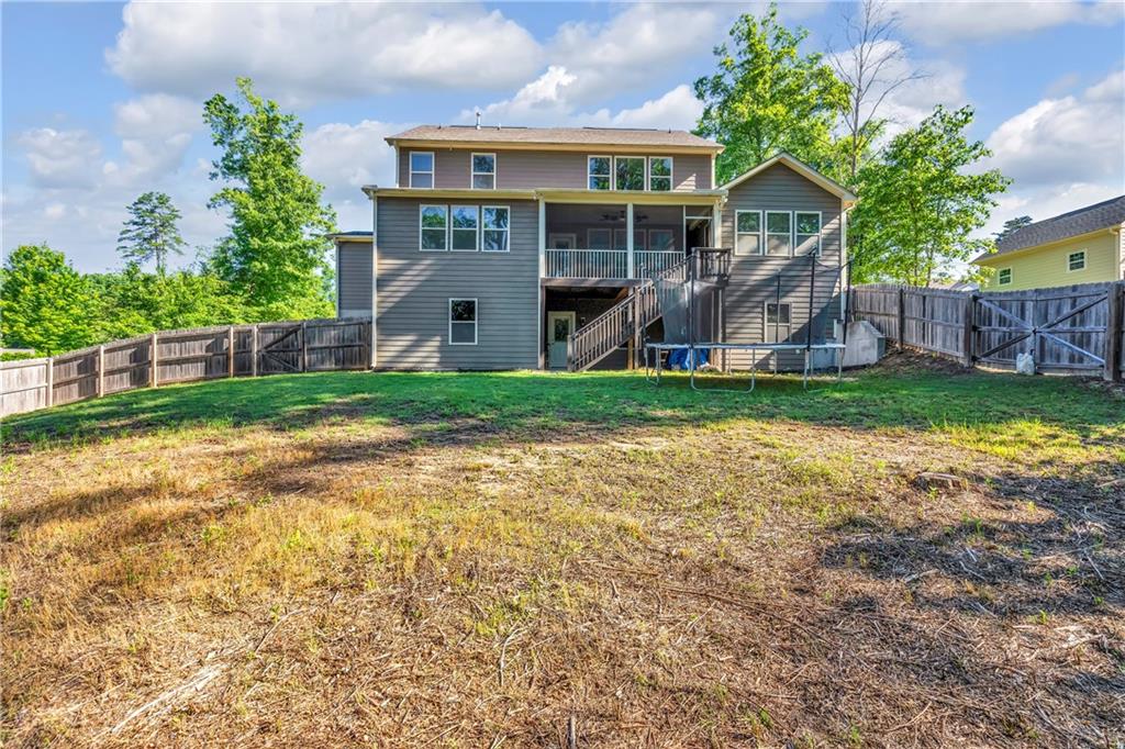 145 Burberry Dr Property Photo 32