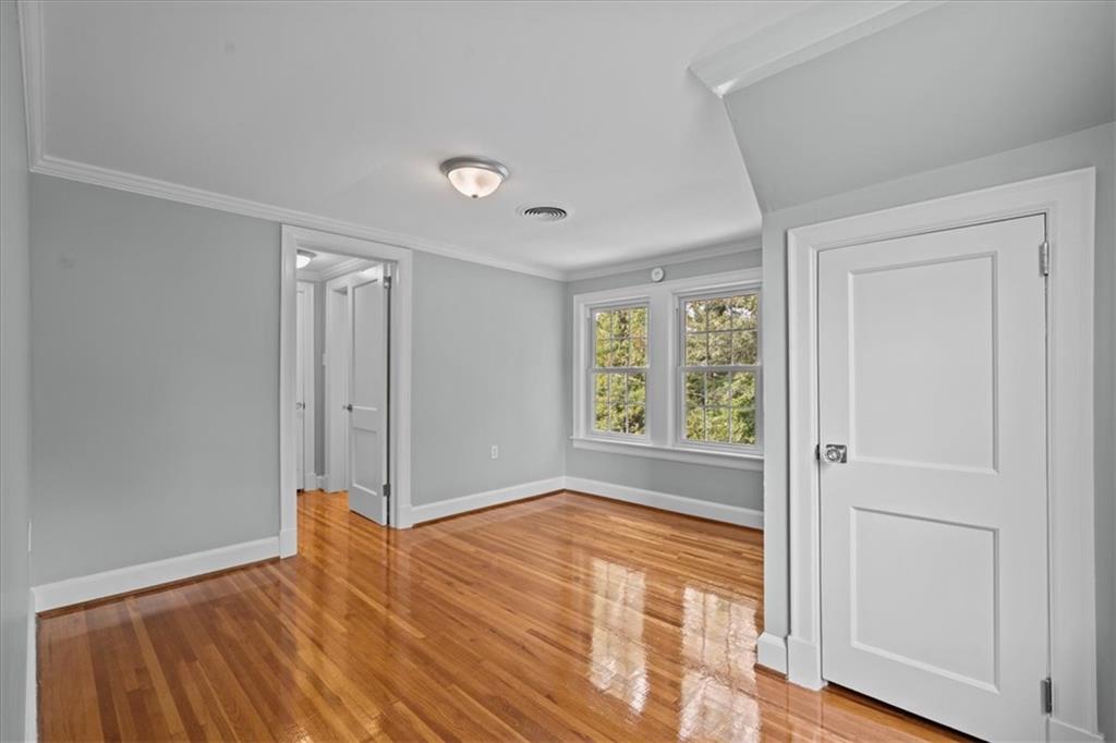 109 Watkins St Property Photo 17
