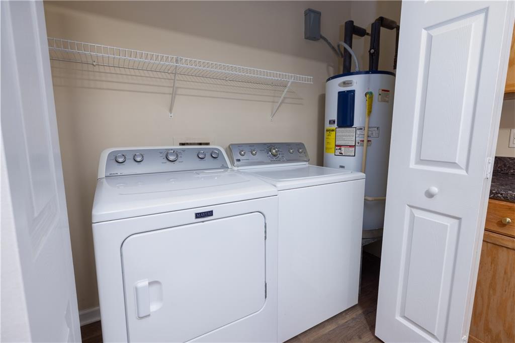 268 Cedar Rdg Property Photo 8