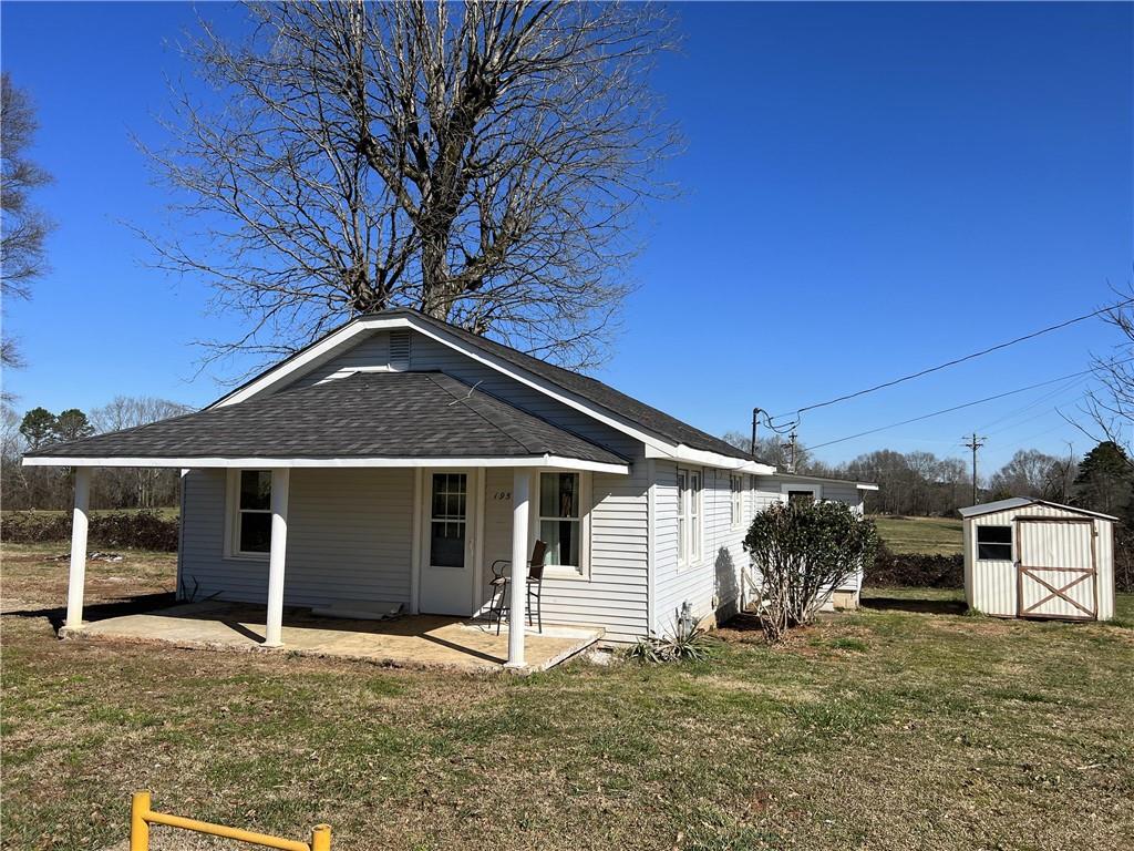 195 Cross Roads Dr Picture