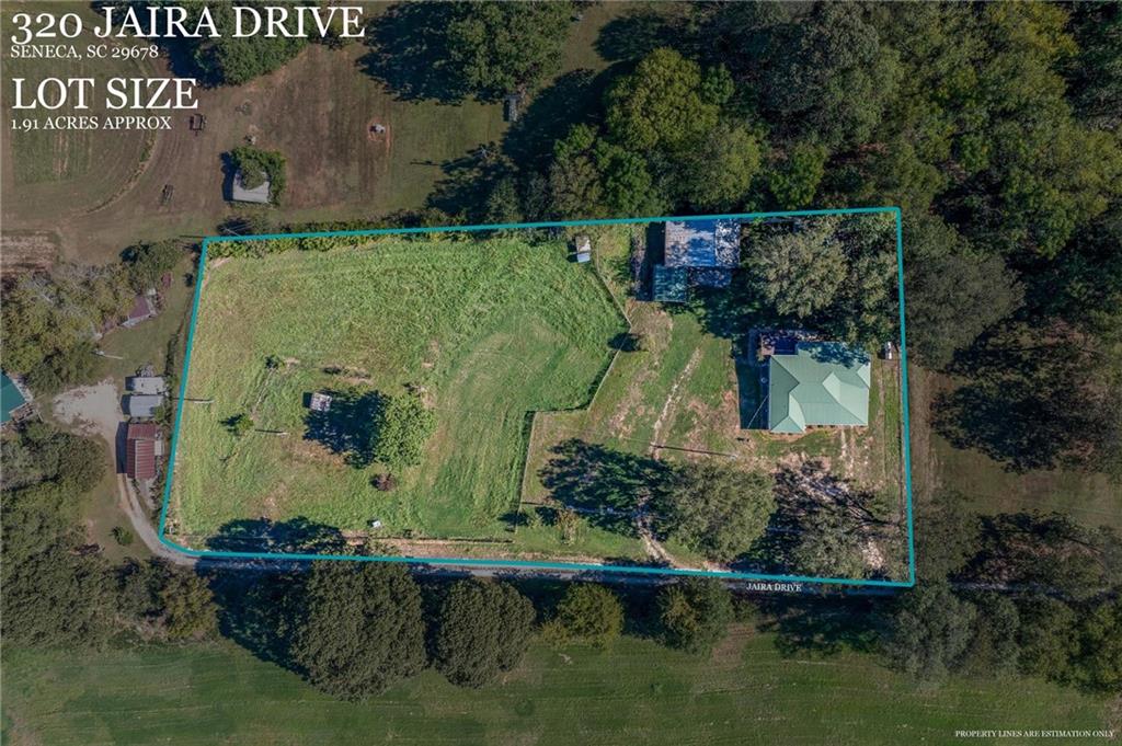 320 Jaira Dr Property Photo 3