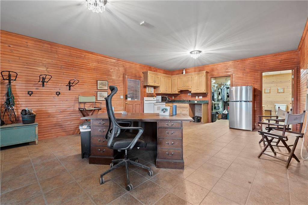 715 Melton Rd Property Photo 16