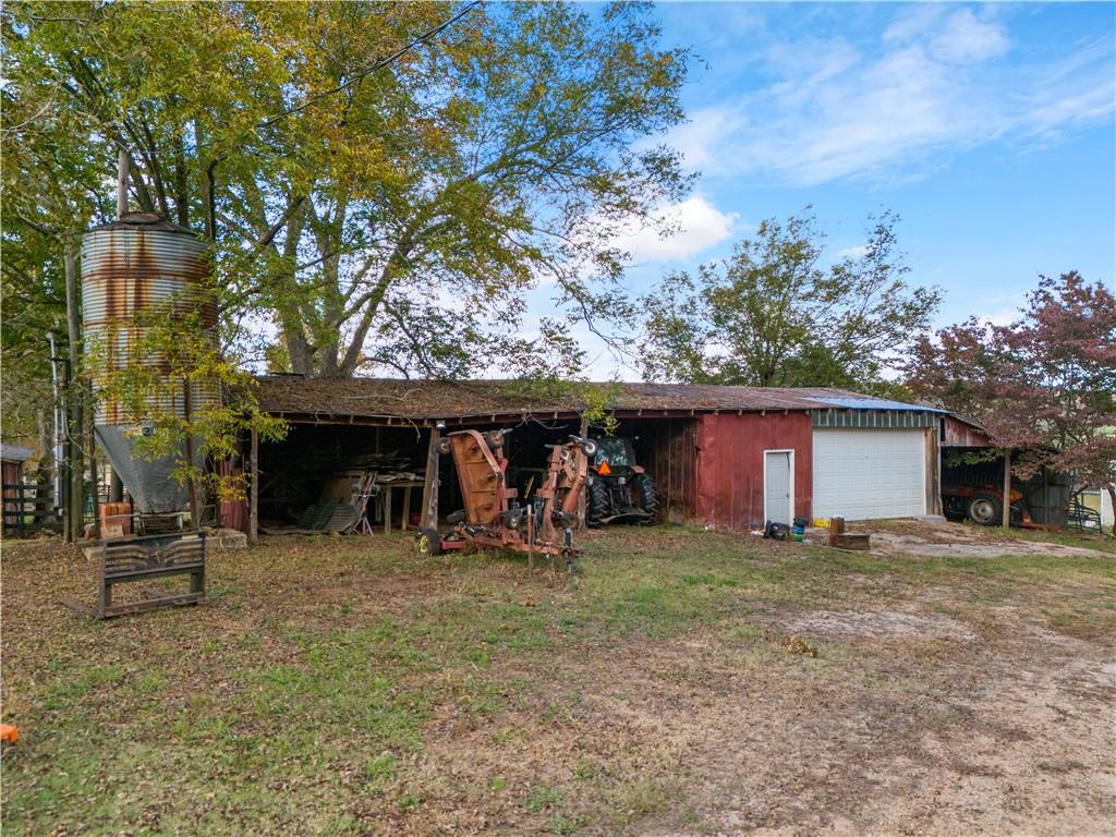 715 Melton Rd Property Photo 38