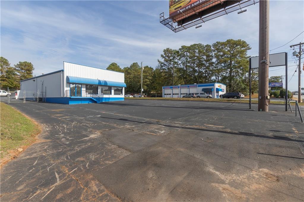 4026 Clemson Blvd Property Photo 10