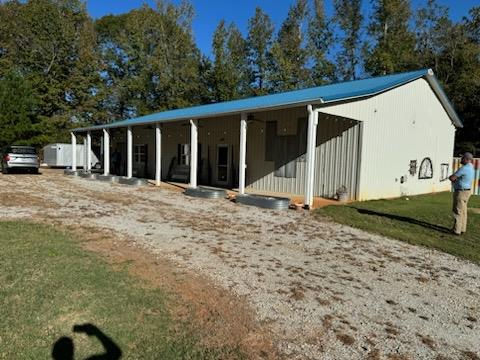 789 E Spring Valley Rd Property Photo 2