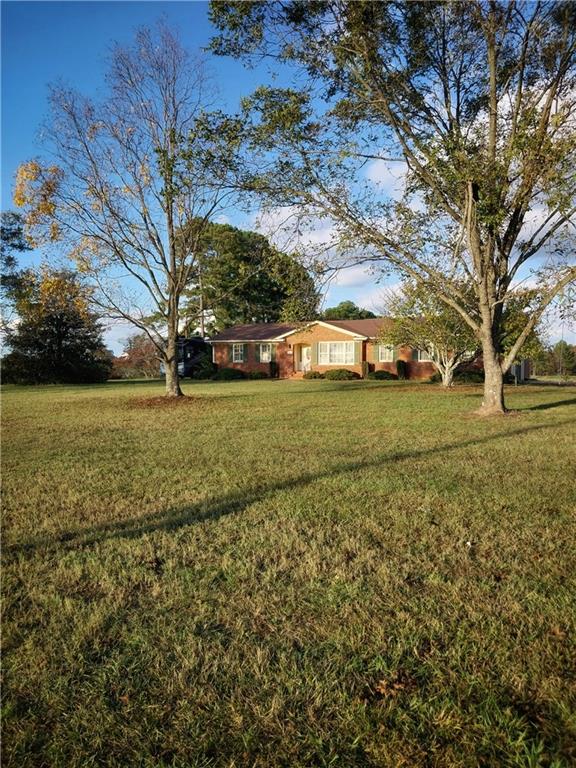 1814 Easley Hwy Property Photo 3