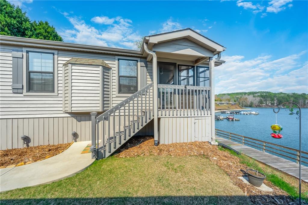 1230 Melton Rd Property Photo 1