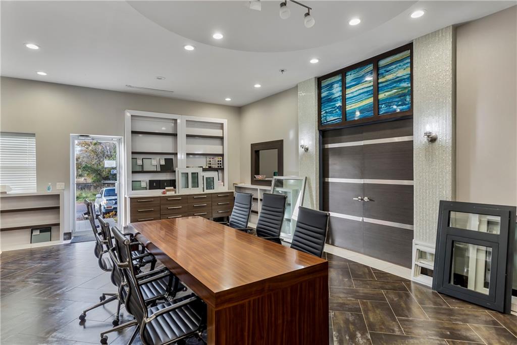 407 River Heights Cir Property Photo 10