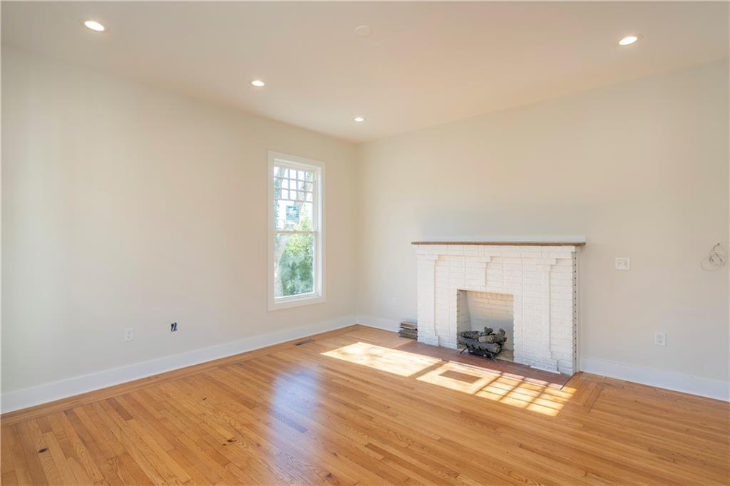 521 N Mcduffie St Property Photo 16
