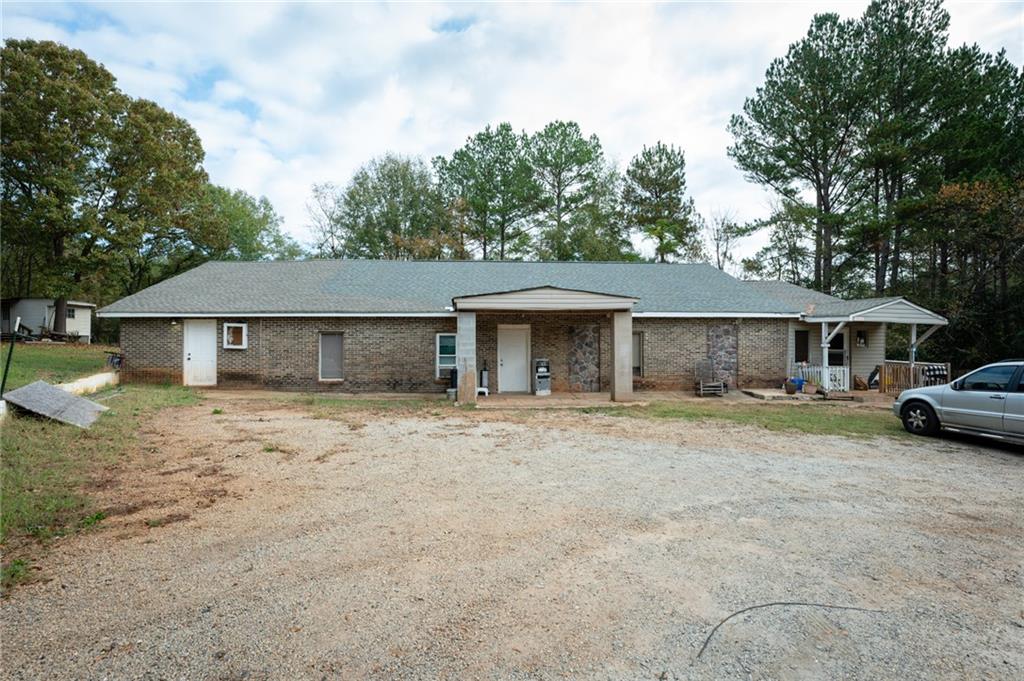 1305 Lebanon Rd Property Photo 2