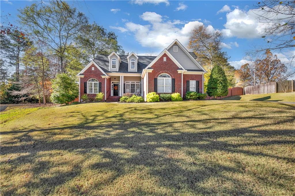 108 Woodstone Dr Property Photo
